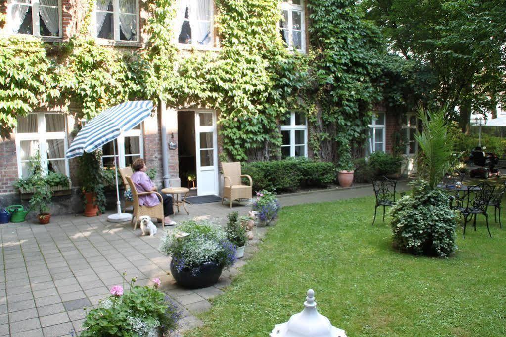 Hotel Villa Konigin Luise Bad Pyrmont Exterior photo